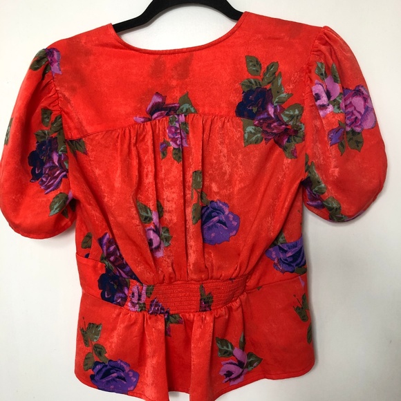 NWT Free People Red Floral Print Short Sleeve Top - Picture 4 of 7
